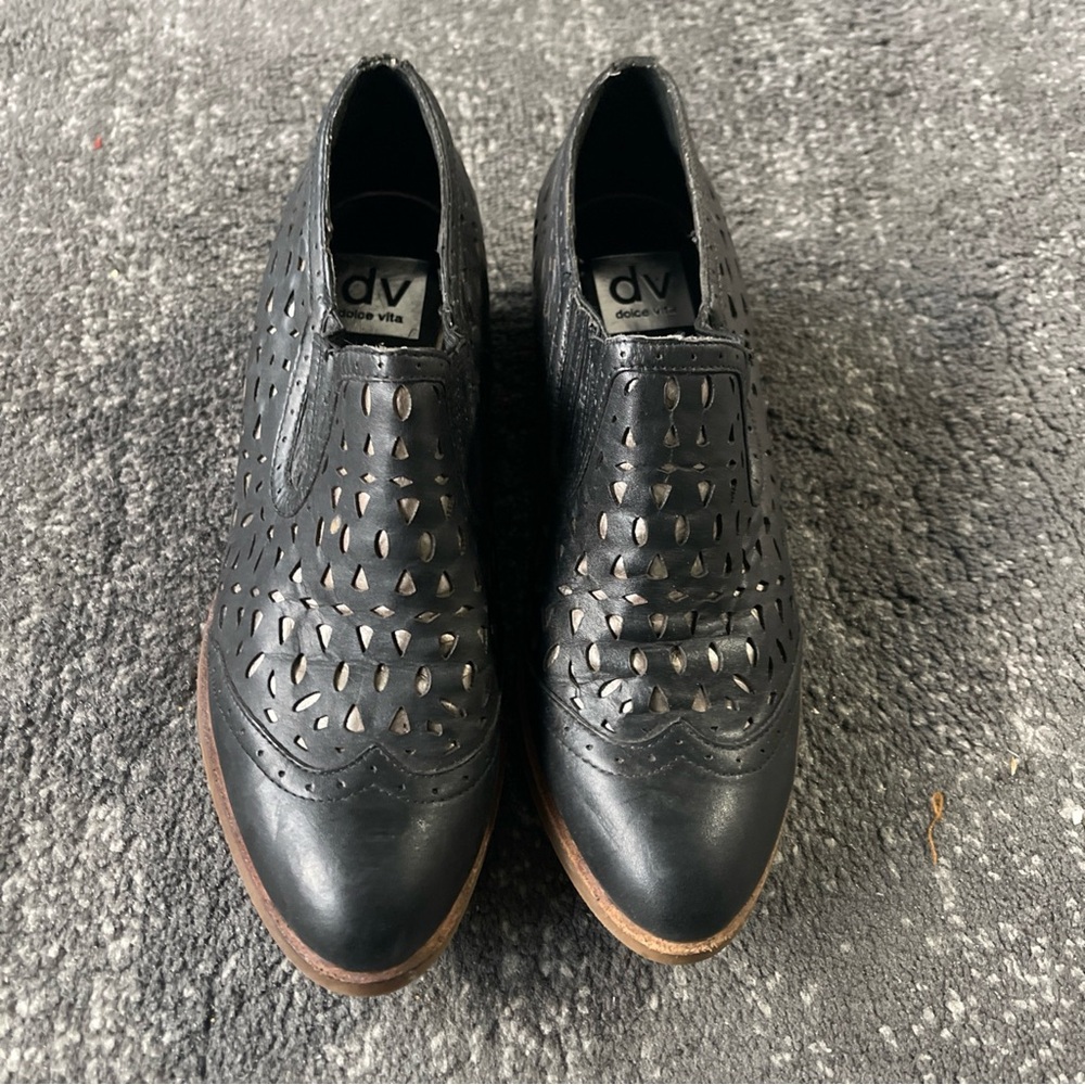 Dolce Vita Black Oxfords Size 8